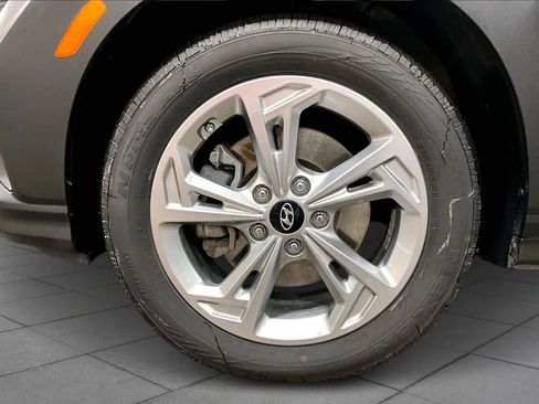 Used 2023 Hyundai Kona SEL image 11