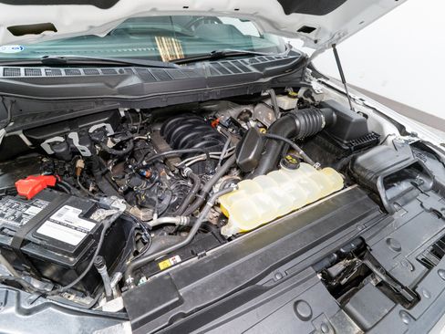 Used 2022 Ford F150 Lariat w/ FX4 Off-Road Package image 37