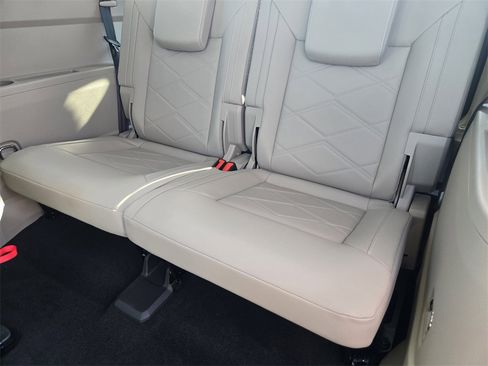 New 2026 Volkswagen Atlas SE image 23