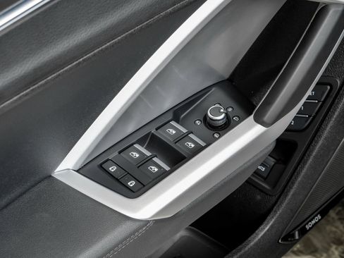 Used 2024 Audi Q3 2.0T Premium Plus w/ Premium Plus Package image 46