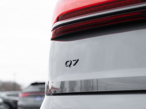 New 2026 Audi Q7 2.0T Premium image 33