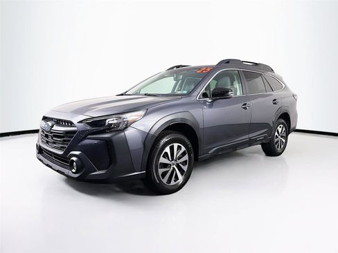 Certified 2025 Subaru Outback Premium w/ Popular Package #1A image 3
