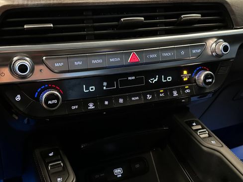 Used 2020 Kia Telluride EX w/ EX Premium Package AWD/4WD image 15