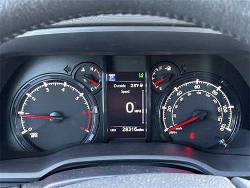 Used 2024 Toyota 4Runner SR5 image 27