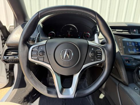 Used 2017 Acura NSX AWD/4WD image 14