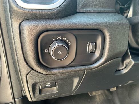 Used 2023 RAM 1500 Big Horn image 18