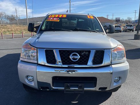 Used 2013 Nissan Titan SV w/ SV Premium Utility Pkg image 8