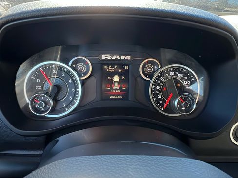 Used 2024 RAM 2500 Big Horn w/ Bed Utility Group image 30