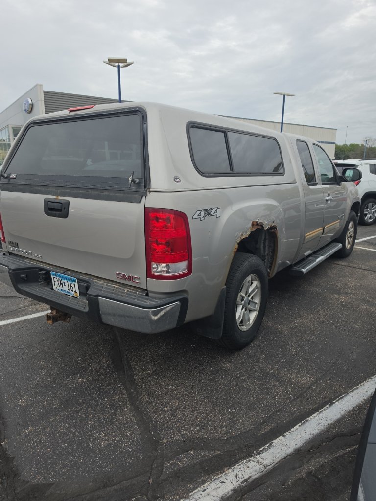Used 2008 GMC Sierra 1500 SLE w/ SLE2 Preferred Package AWD/4WD image 6