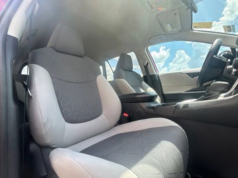 Used 2021 Toyota RAV4 XLE FWD image 26