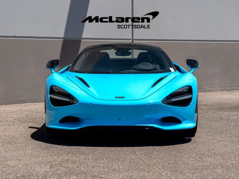 Used 2025 McLaren 750S Spider RWD image 41