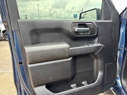 Used 2022 Chevrolet Silverado 1500 Custom AWD/4WD image 20