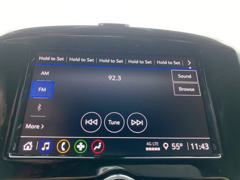 Used 2021 Chevrolet Traverse LS image 24