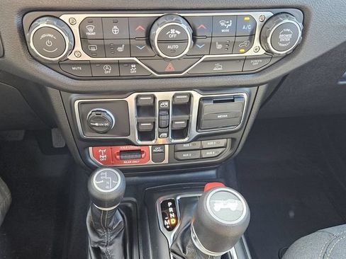 New 2026 Jeep Wrangler Unlimited Sport AWD/4WD image 19