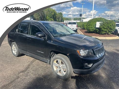 Used 2015 Jeep Compass 4WD image 1