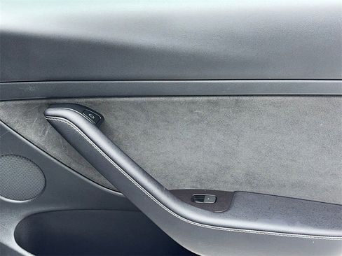 Used 2023 Tesla Model 3 Standard Range image 54