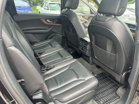 Used 2017 Audi Q7 3.0T Premium Plus w/ Premium Plus Package AWD/4WD image 20