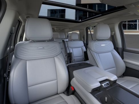 New 2026 Ford Expedition Max Platinum AWD/4WD image 11