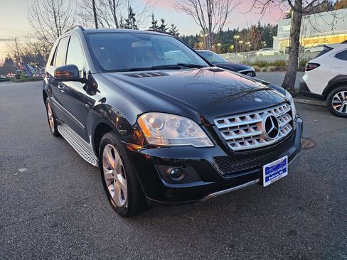 Used 2011 Mercedes-Benz ML 350 BlueTEC 4MATIC image 5
