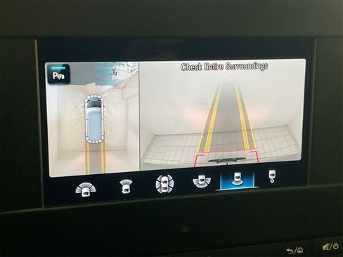 Used 2024 Mercedes-Benz Sprinter 2500 image 3