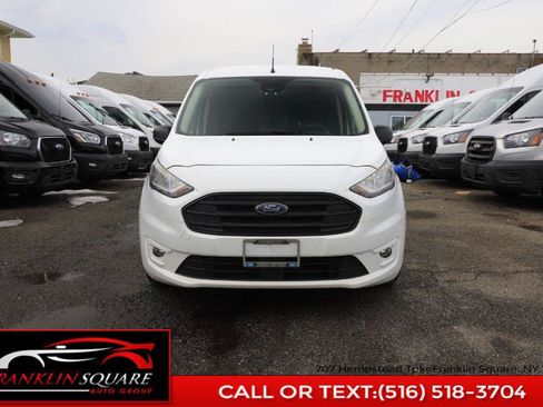 Used 2022 Ford Transit Connect XLT image 2