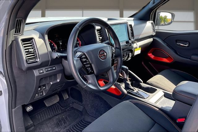 Used 2024 Nissan Frontier PRO-4X w/ Off-Road Protection Package AWD/4WD image 14