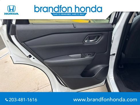 Used 2025 Nissan Rogue SV w/ SV Premium Package AWD/4WD image 10