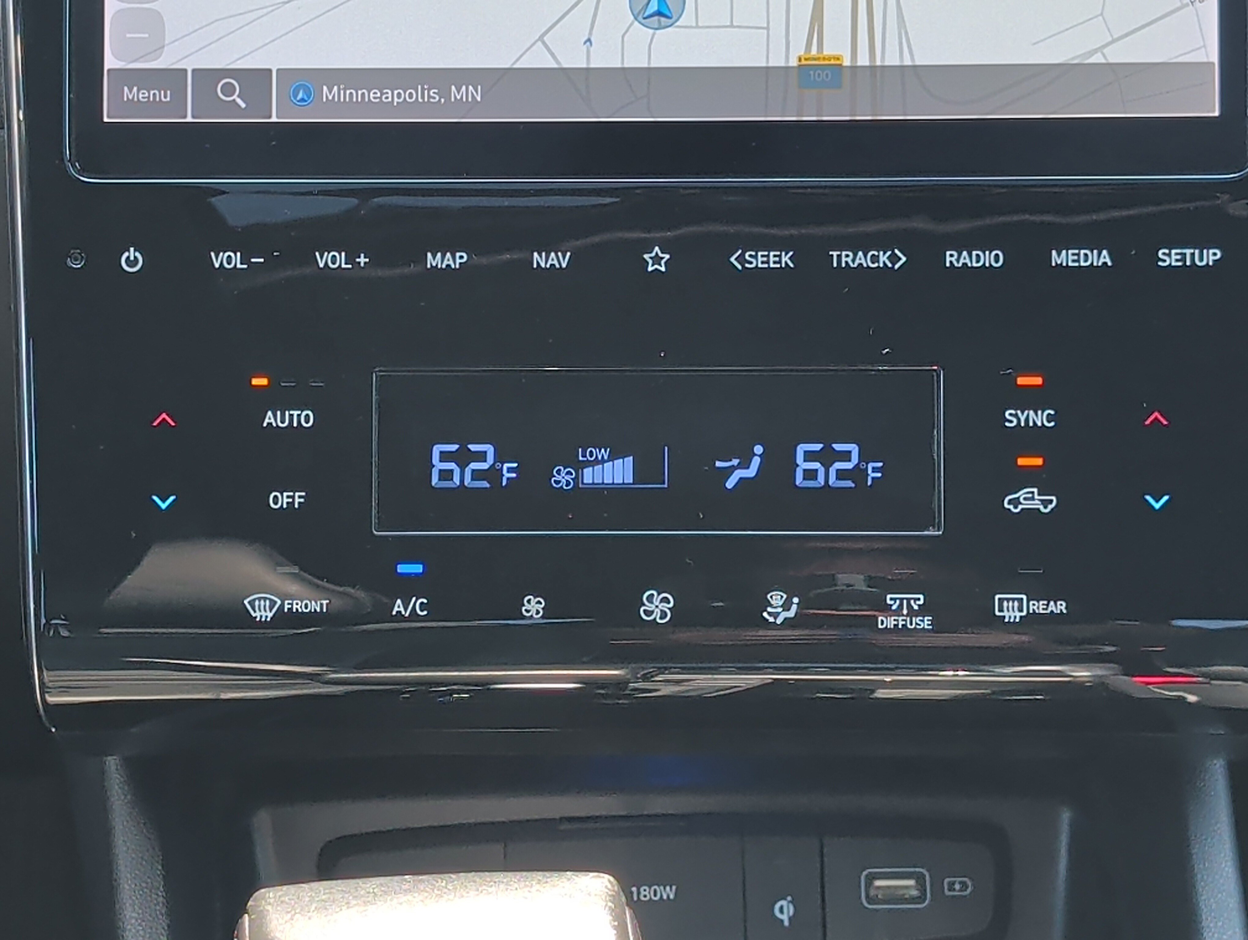 Used 2022 Hyundai Santa Cruz Limited AWD/4WD image 25