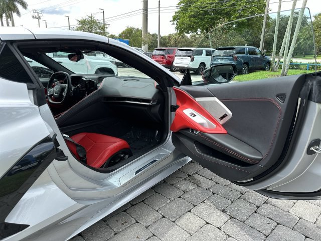 Used 2020 Chevrolet Corvette Stingray Preferred Conv w/ 2LT Preferred Equipment Group RWD image 23