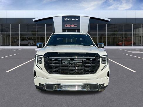 Used 2025 GMC Sierra 1500 Denali Ultimate AWD/4WD image 8