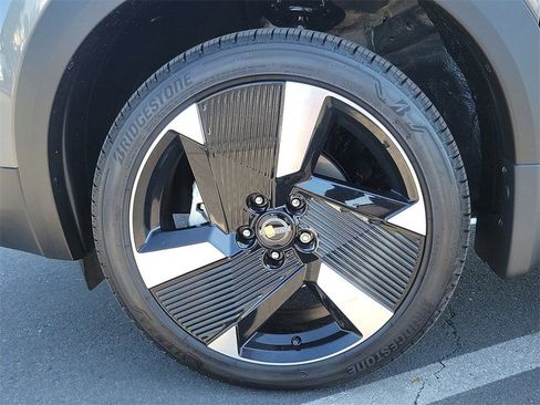 New 2026 Nissan Kicks SR w/ SR Premium Package image 17