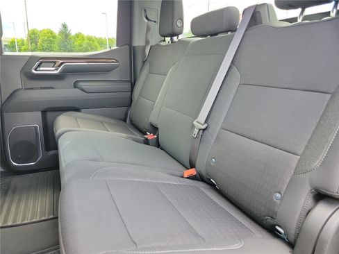 Used 2024 Chevrolet Silverado 1500 LT AWD/4WD image 13