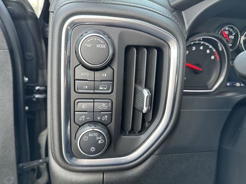 Certified 2020 Chevrolet Silverado 1500 RST w/ RST 2.7L Value Package AWD/4WD image 24
