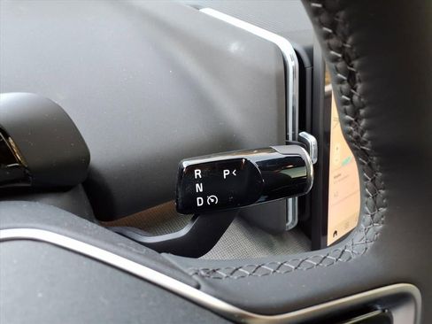 New 2025 Volvo EX30 Ultra w/ Protection Package Premier image 21