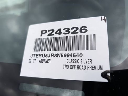Used 2022 Toyota 4Runner TRD Off-Road Premium AWD/4WD image 36