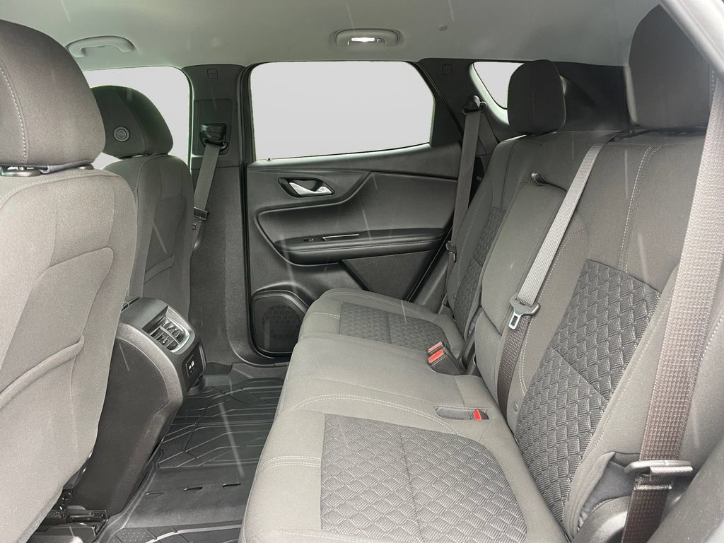 Certified 2022 Chevrolet Blazer LT AWD/4WD image 18