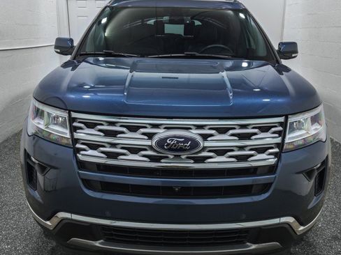 Used 2019 Ford Explorer Limited w/ Ford Safe & Smart Package image 3