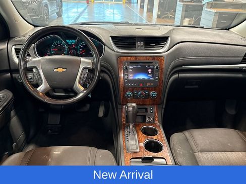 Used 2013 Chevrolet Traverse LT AWD/4WD image 11