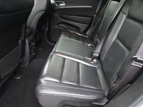 Used 2020 Jeep Grand Cherokee Limited AWD/4WD image 29