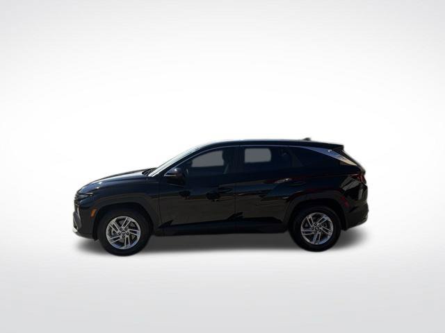 Used 2025 Hyundai Tucson SE FWD image 6