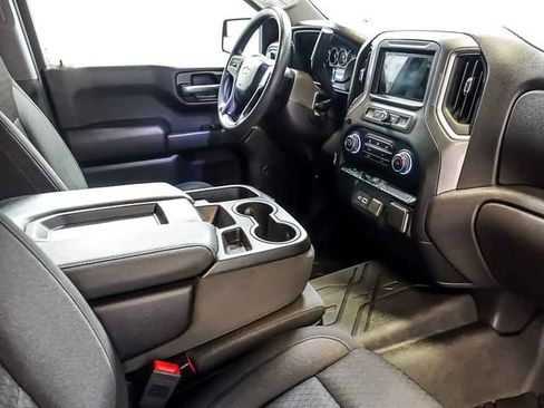 Used 2024 Chevrolet Silverado 1500 Custom w/ Turbomax Blackout Package AWD/4WD image 28