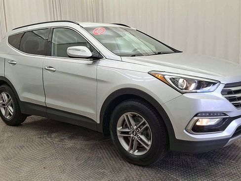Used 2017 Hyundai Santa Fe Sport image 5