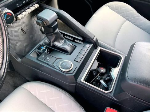 Used 2025 Toyota Tacoma SR5 image 16