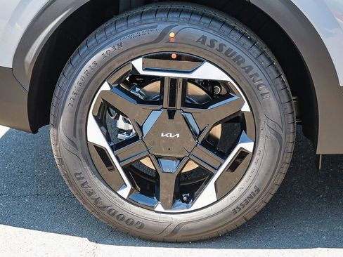 Certified 2026 Kia Sportage S AWD/4WD image 11