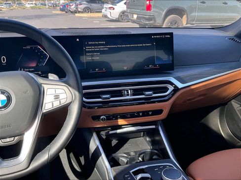 Used 2024 BMW 330i xDrive Sedan w/ Premium Package image 9