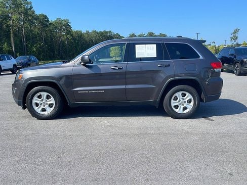 Used 2015 Jeep Grand Cherokee Laredo w/ Quick Order Package 23E RWD image 4