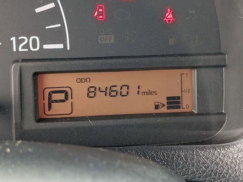 Used 2020 Nissan NV200 SV image 25