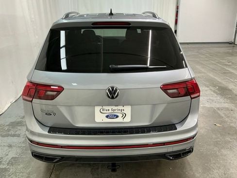 Used 2024 Volkswagen Tiguan SE R-Line image 4