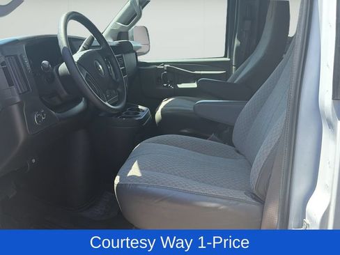 Used 2024 Chevrolet Express 3500 LT w/ LT Preferred Equipment Group RWD image 12