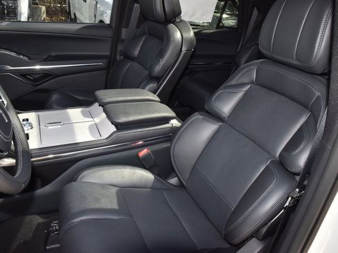 New 2025 Lincoln Navigator L Reserve w/ Jet Appearance Package AWD/4WD image 43